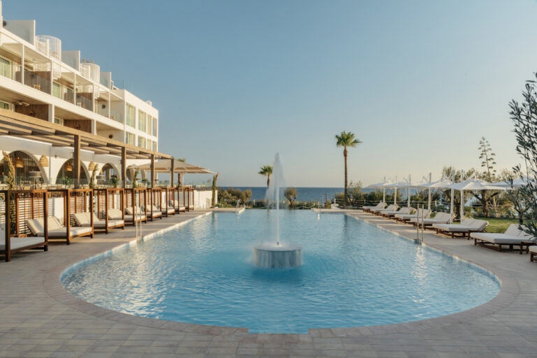 303GranMeliaVillaLeBlanc-Pool