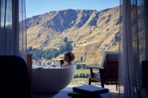 LUXURY TRAVEL MAG 3
